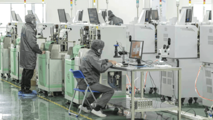 馬鞍山市委書記張?jiān)婪濉⑹虚L(zhǎng)袁方一行蒞臨富捷電子考察調(diào)研